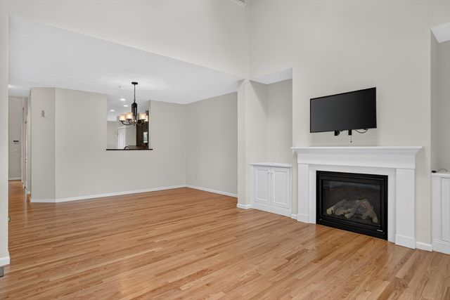 4 Hastings Rd 4, Hudson, MA 01749