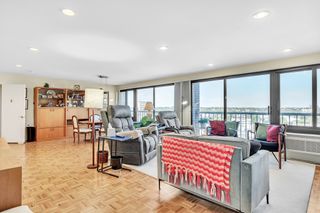 1105 Massachusetts Ave 10A, Cambridge, MA 02138