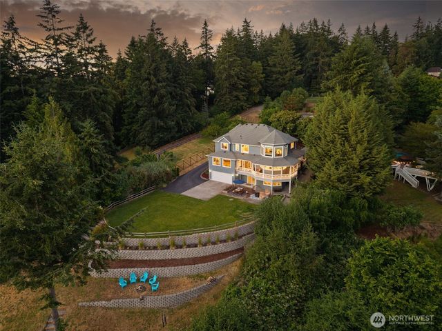 768 6th Avenue, Fox Island, WA 98333