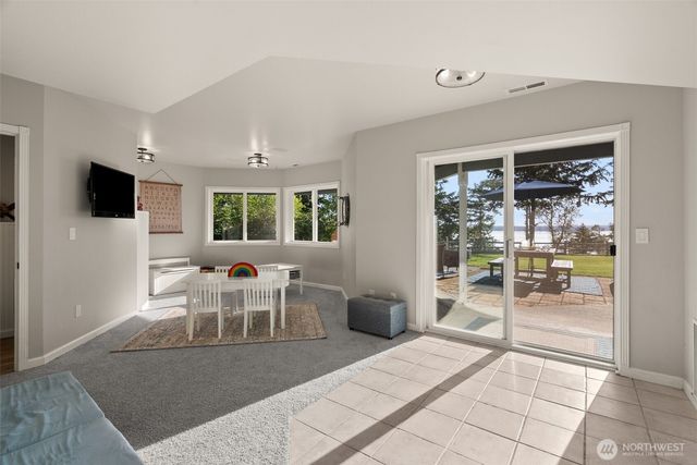 768 6th Avenue, Fox Island, WA 98333
