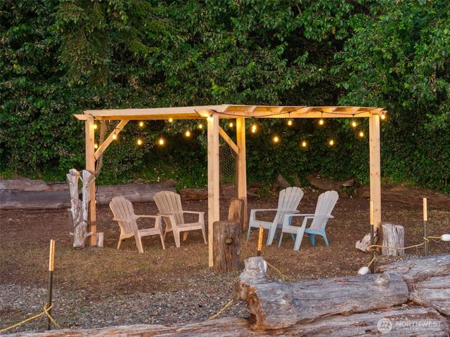 768 6th Avenue, Fox Island, WA 98333