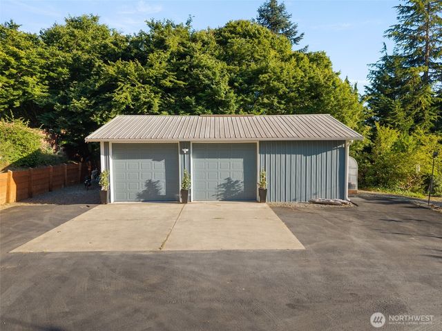768 6th Avenue, Fox Island, WA 98333