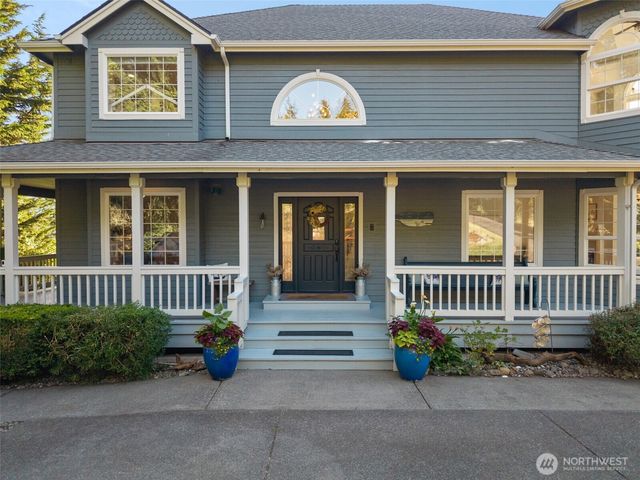 768 6th Avenue, Fox Island, WA 98333