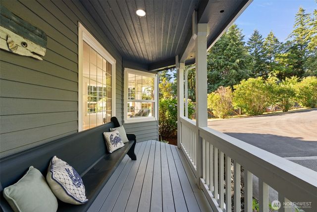 768 6th Avenue, Fox Island, WA 98333