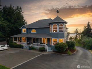 768 6th Avenue, Fox Island, WA 98333
