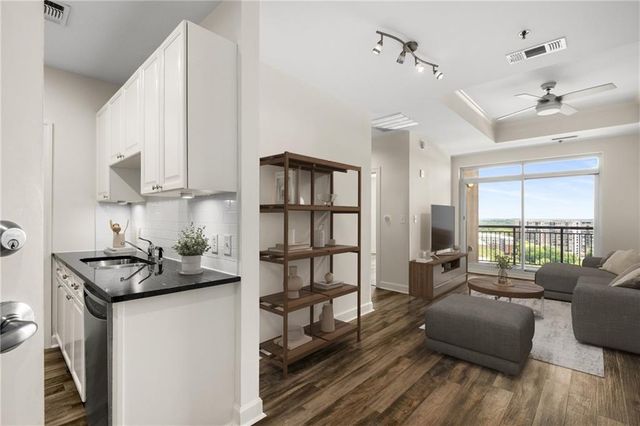 325 E Paces Ferry Road NE 1704, Atlanta, GA 30305