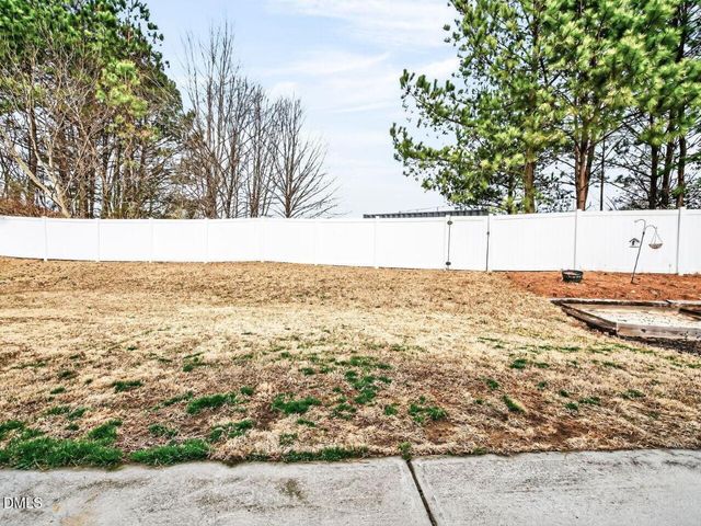 1460 Abercorn Lane, Sanford, NC 27330