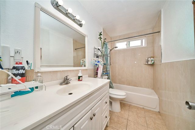 3852 Baldwin Park D, Baldwin Park, CA 91706
