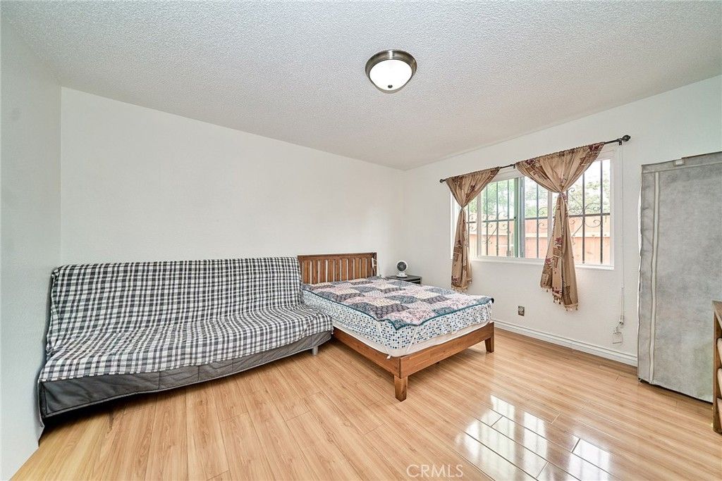 Image 13 of property listing at 3852 Baldwin Park D, Baldwin Park, CA 91706