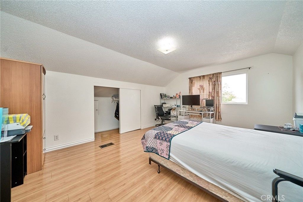 Image 16 of property listing at 3852 Baldwin Park D, Baldwin Park, CA 91706
