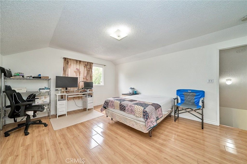 Image 17 of property listing at 3852 Baldwin Park D, Baldwin Park, CA 91706