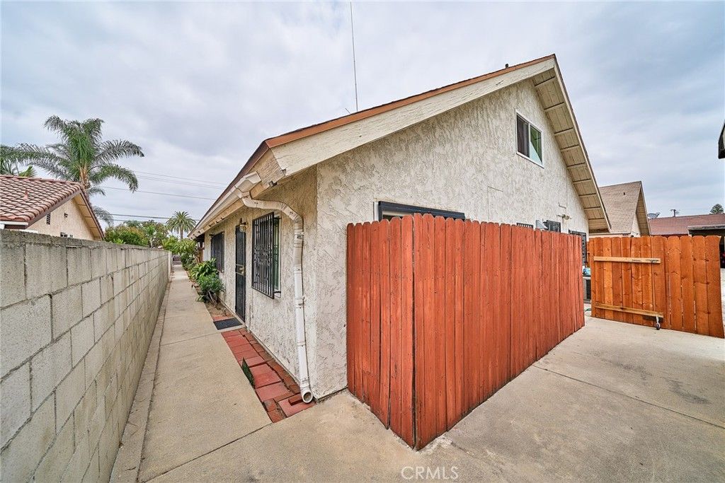 Image 2 of property listing at 3852 Baldwin Park D, Baldwin Park, CA 91706