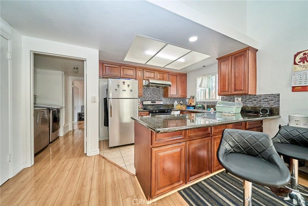 Image 8 of property listing at 3852 Baldwin Park D, Baldwin Park, CA 91706