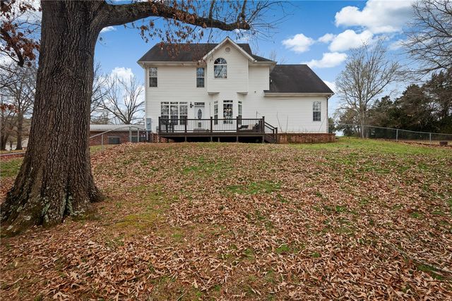 1629 Clover Hill Road, Harrison, AR 72601