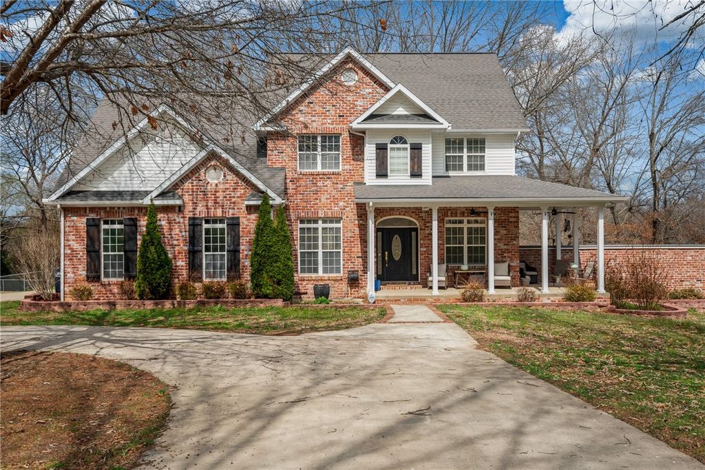 1629 Clover Hill Road, Harrison, AR 72601