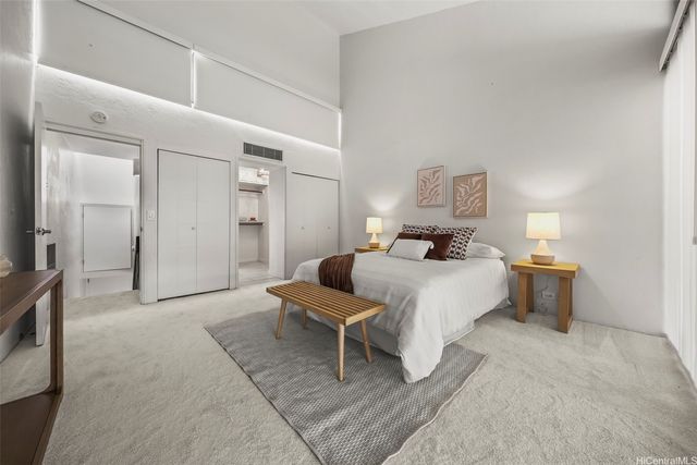 500 Lunalilo Home Road 17A, Honolulu, HI 96825