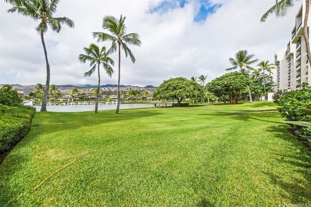500 Lunalilo Home Road 17A, Honolulu, HI 96825