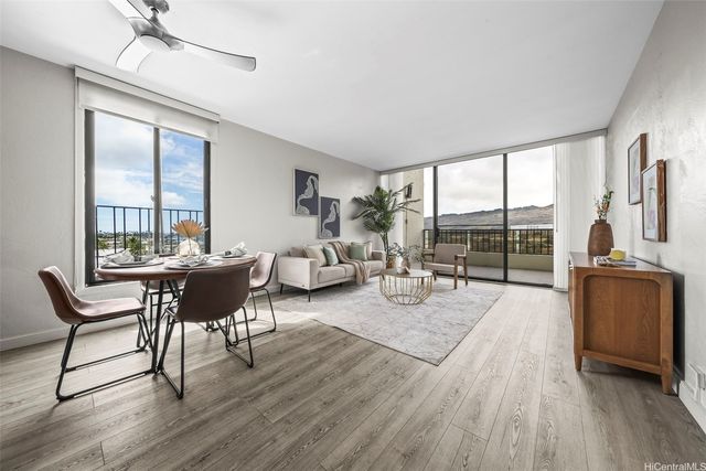 500 Lunalilo Home Road 17A, Honolulu, HI 96825