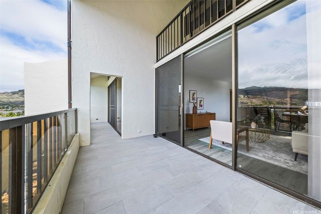 500 Lunalilo Home Road 17A, Honolulu, HI 96825