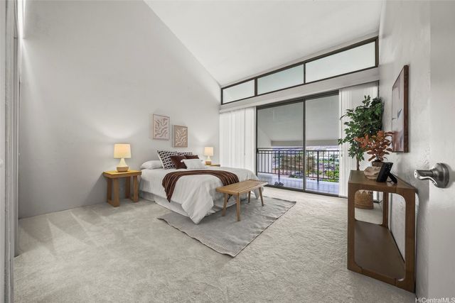 500 Lunalilo Home Road 17A, Honolulu, HI 96825