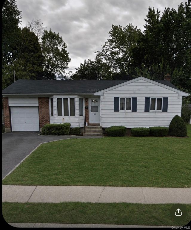 52 Headline Road, Deer Park, NY 11729 — exterior