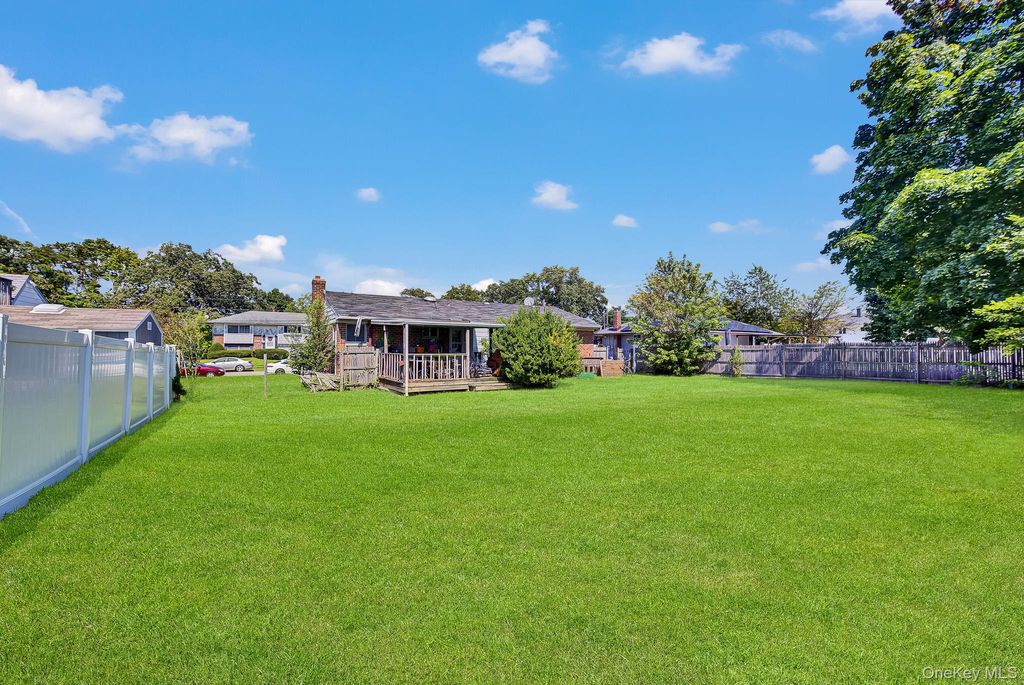 52 Headline Road, Deer Park, NY 11729 — photo 5