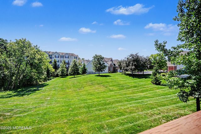 12 Sandra Court 2747, Old Bridge, NJ 08857