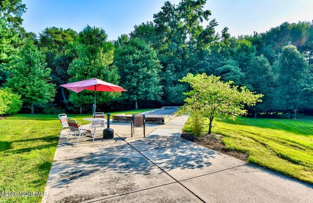 12 Sandra Court 2747, Old Bridge, NJ 08857