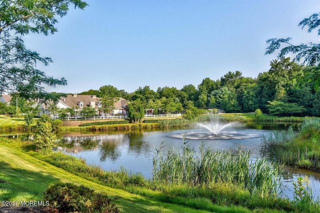 12 Sandra Court 2747, Old Bridge, NJ 08857