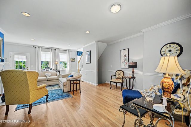 12 Sandra Court 2747, Old Bridge, NJ 08857