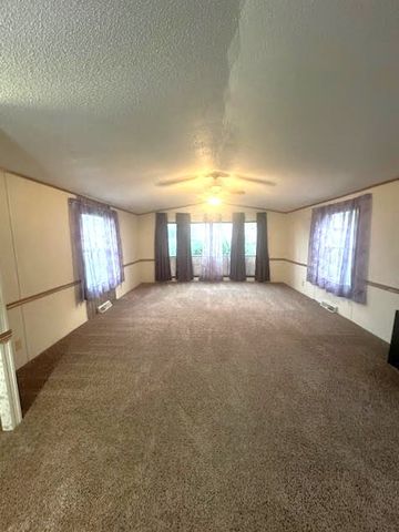 420 Garfield Avenue, Farnhamville, IA 50538