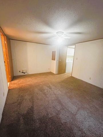 420 Garfield Avenue, Farnhamville, IA 50538