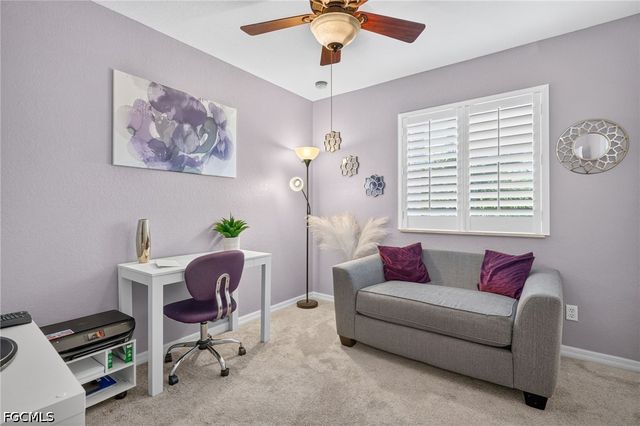 2406 Laurentina LN, Cape Coral, FL 33909
