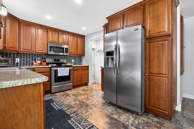 1224 E MARQUETTE STREET, Appleton, WI 54911