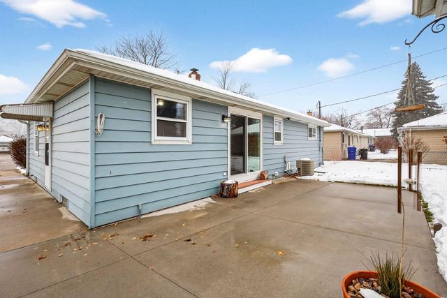 1224 E MARQUETTE STREET, Appleton, WI 54911