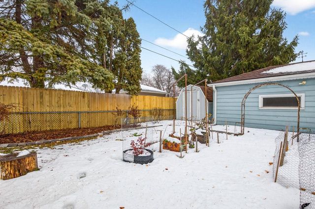 1224 E MARQUETTE STREET, Appleton, WI 54911