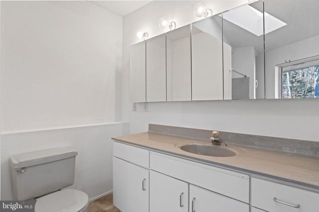 308 BRUSH LEAF LN, Mount Jackson, VA 22842