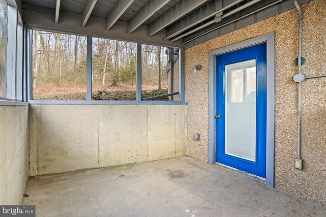 308 BRUSH LEAF LN, Mount Jackson, VA 22842