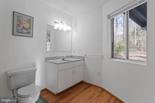 308 BRUSH LEAF LN, Mount Jackson, VA 22842