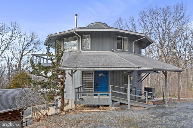 308 BRUSH LEAF LN, Mount Jackson, VA 22842