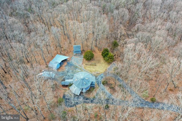 308 BRUSH LEAF LN, Mount Jackson, VA 22842