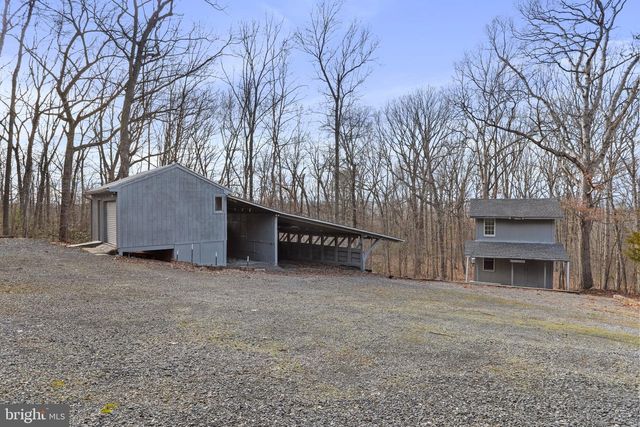 308 BRUSH LEAF LN, Mount Jackson, VA 22842