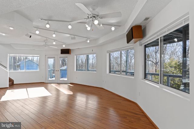 308 BRUSH LEAF LN, Mount Jackson, VA 22842