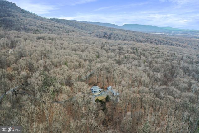 308 BRUSH LEAF LN, Mount Jackson, VA 22842