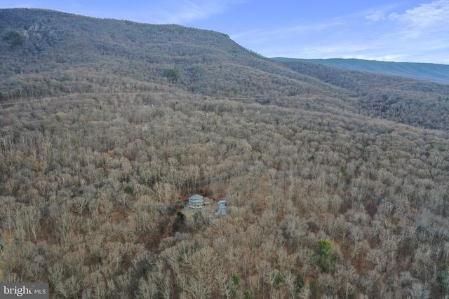 308 BRUSH LEAF LN, Mount Jackson, VA 22842