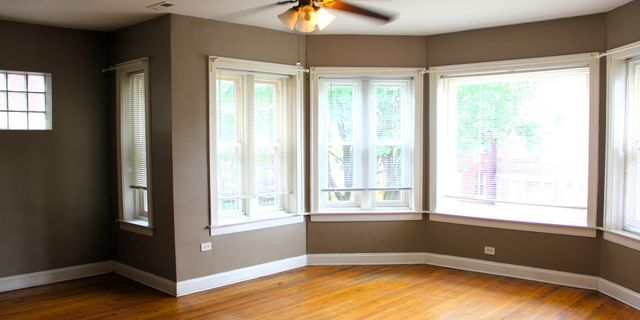 7813 S East End Avenue, Chicago, IL 60649