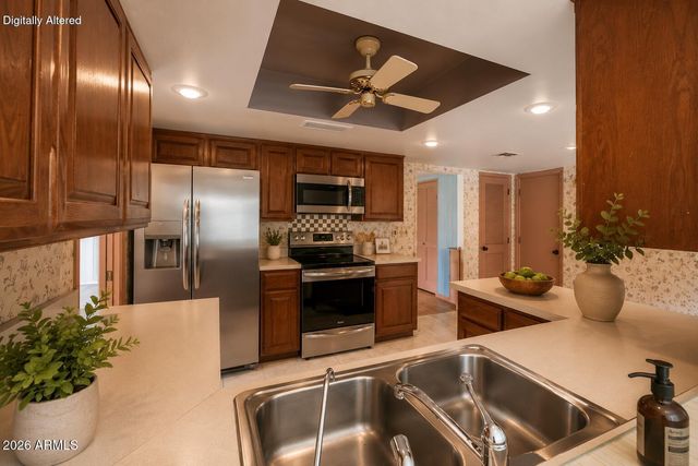 509 E Boca Raton Road, Phoenix, AZ 85022