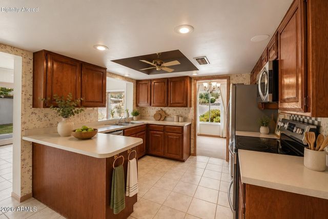 509 E Boca Raton Road, Phoenix, AZ 85022