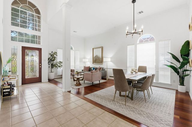 10201 Dianella LN, Austin, TX 78759