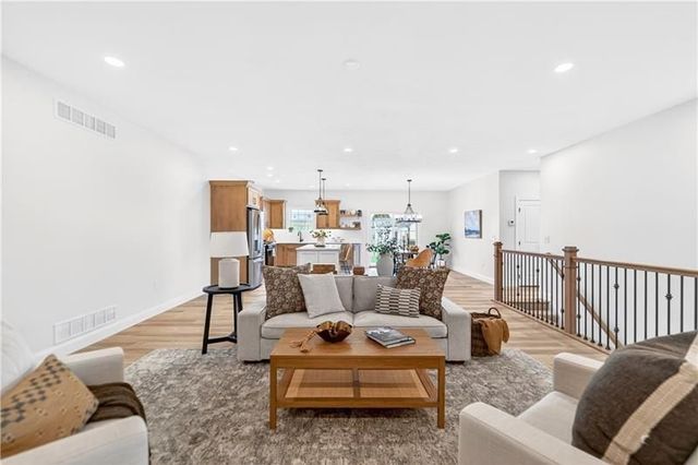 1167 VALLEY CLUB 115, Penn Twp, PA 15642